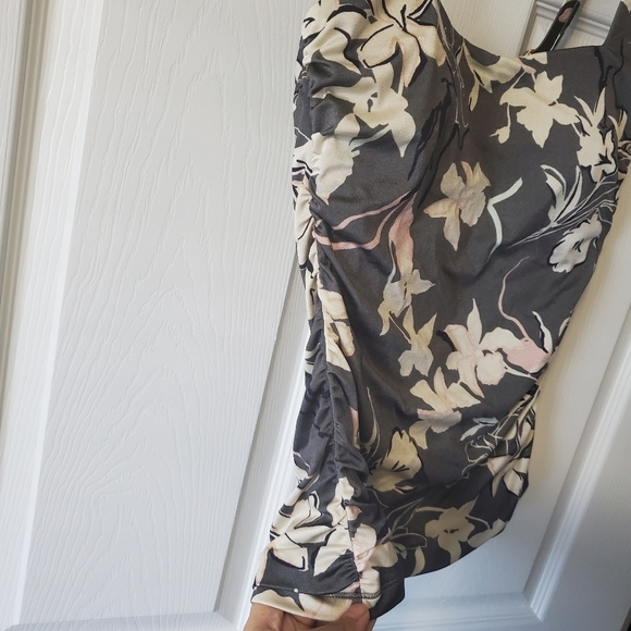 Athleta Aqualuxe Gray Floral Print Ruched Tankini Swim Top - Picture 9 of 10